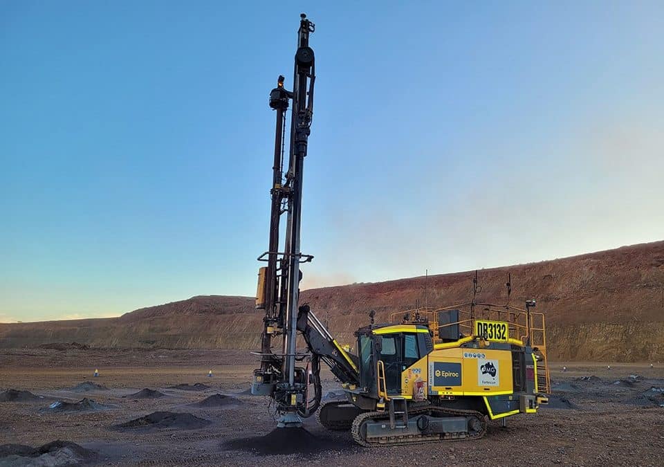 The autonomous SmartROC D65 MKII outperforms manually operated drill rigs