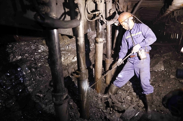 Coal sector deploys many solutions to attract miners