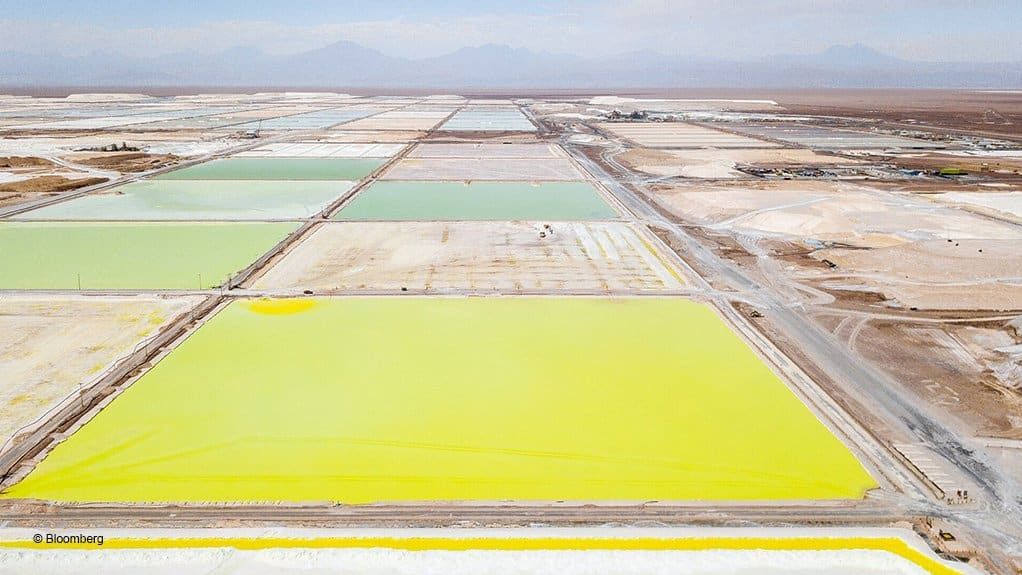 Chile’s mining agency expects another global lithium surplus this year