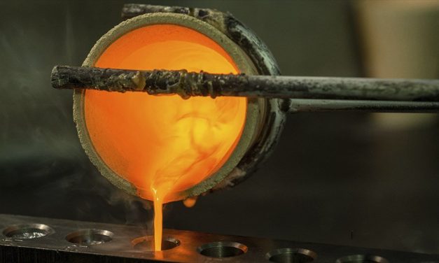 Newmont profit beats estimates as gold rally trumps weak output