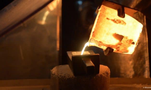 Ghana moves to hedge gold price to preserve build-up of reserves