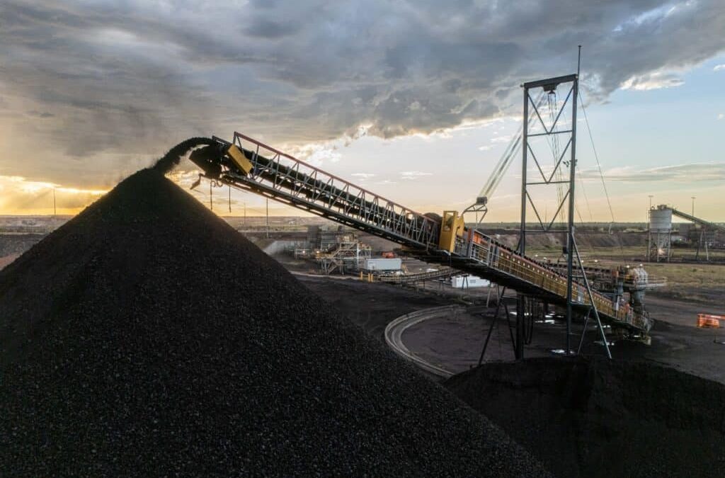 MacKellar secures $2bn contract at Carmichael mine