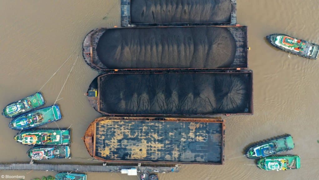 China’s December coal imports hit record high despite 10% annual drop