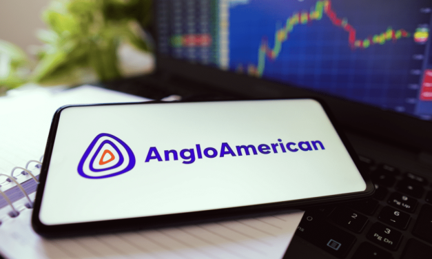 Anglo American holds steady as copper and manganese buoy production