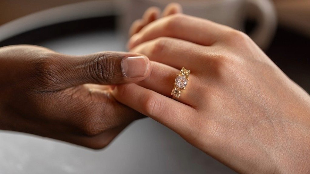 US consumers show preference for natural diamonds, De Beers report shows