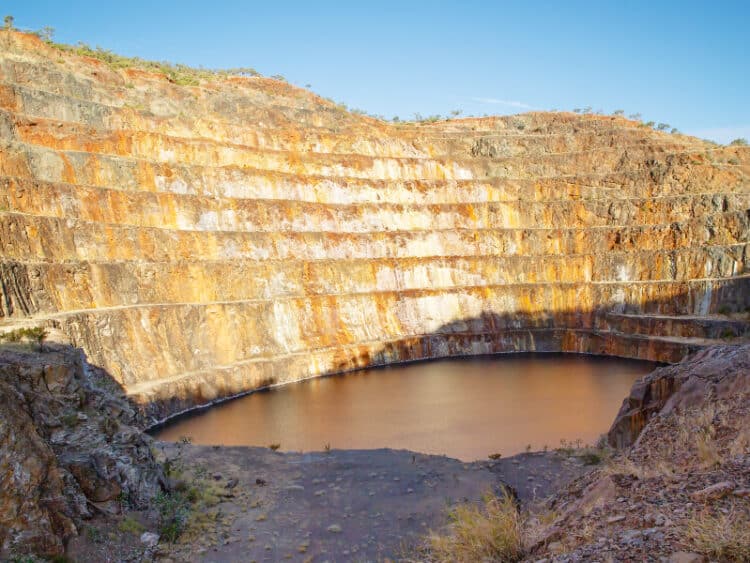 Microscopic organisms could hold key to managing mining waste