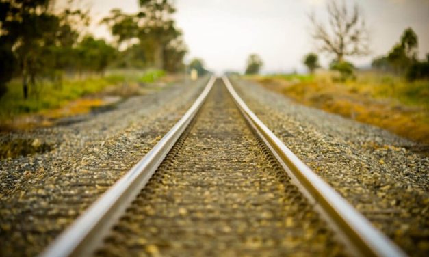 Tanzania and Angola agree to link ocean corridors by rail