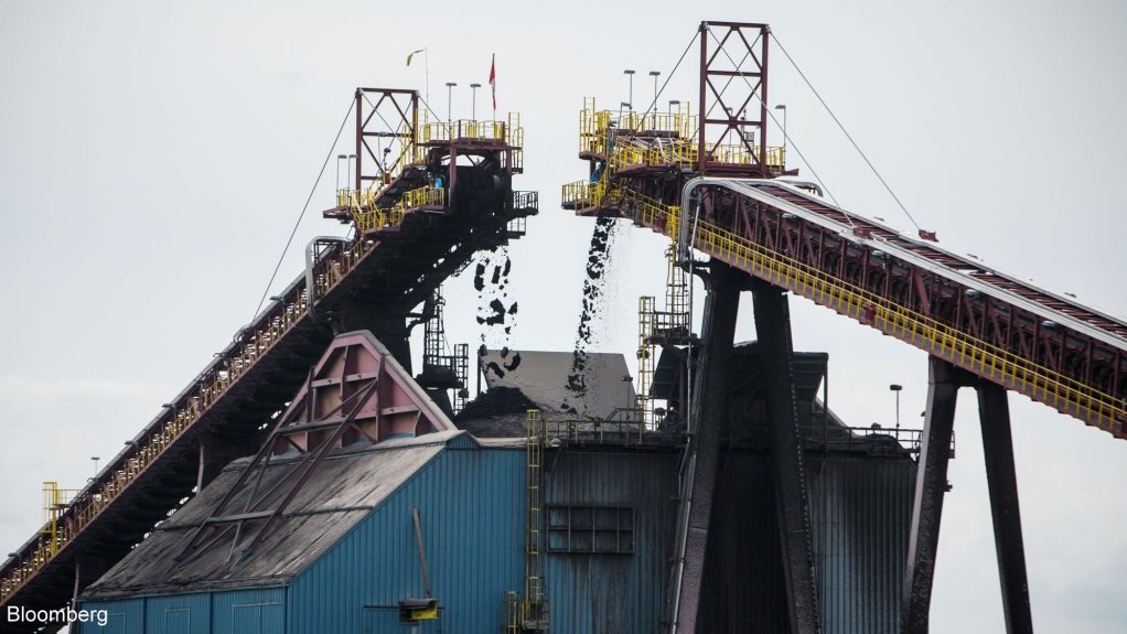 Suncor to sell offshore Canada oil stakes to Ithaca for $842m