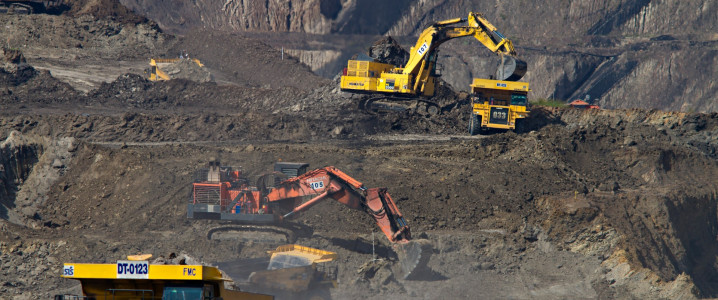 Australia Approves Giant Coal Extension Despite Paris Commitments